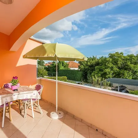 Albi Apartment *
