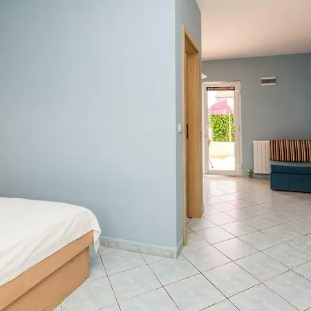 Apartment Albi