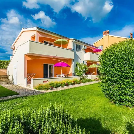 Albi Apartmán
